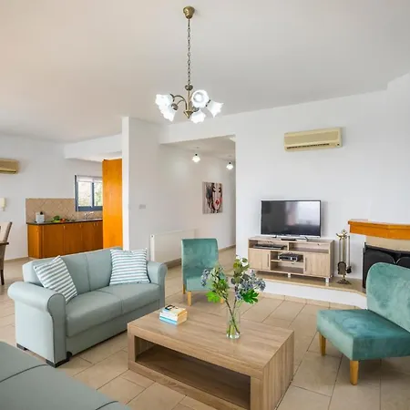 Sleeps 8 With Pool And Air Con Vilă *