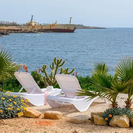 Sleeps 8 With Pool And Air Con فيلة بييا