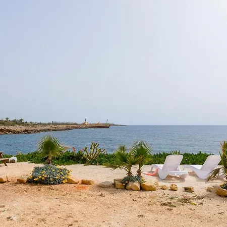 Sleeps 8 With Pool And Air Con 빌라